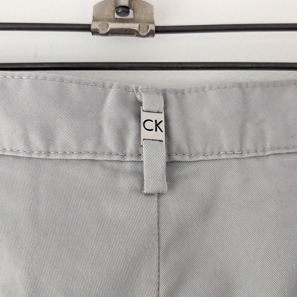 Calvin Klein Men's Light Beige Flat Front Shorts ~ Size 36 - Picture 6 of 7